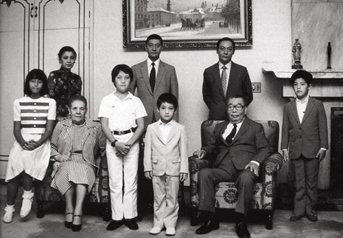 蒋经国家族私房照大曝光 俊男美女扎堆_江西频道_凤凰网