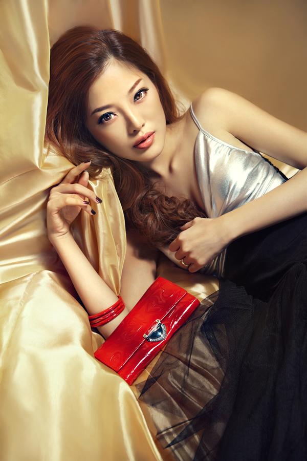 上海滩的百变女王MAI