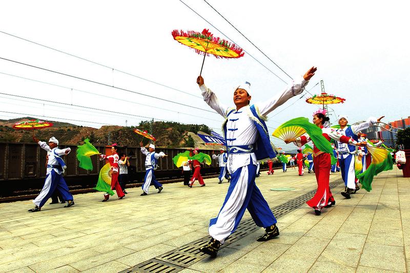 府谷:把群众满意度作为衡量工作的最高标准