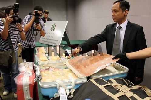 香港明星收入榜_居民收入_香港水客收入(2)