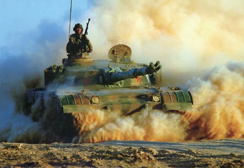 中国96A坦克配爆炸式反应装甲 可抵炮弹袭击(图)_财经_凤凰网