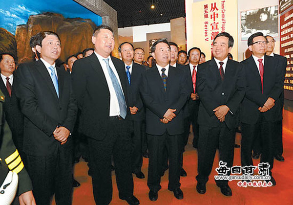 甘肃举行纪念习仲勋诞辰100周年座谈会 习远平