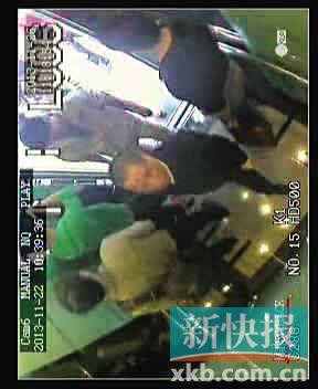 只用两分钟!中信广场醒目保安勇擒小贼