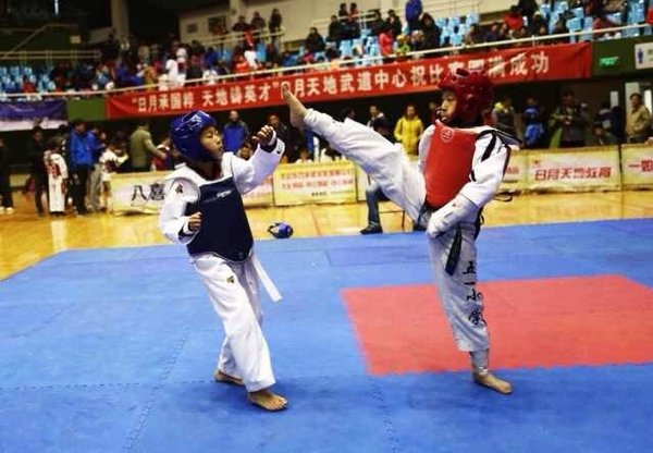 2013年北京中小学生跆拳道比赛在石景山体育