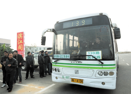 139路区间线公交通到新港村 方便沿线两万居民