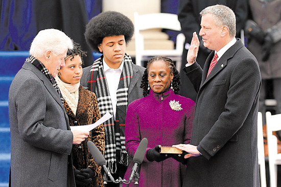 新市长誓言结束纽约双城记|布隆伯格|纽约