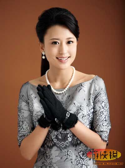 张蕾李蜜王梁谢颖颖 盘点央视才貌双全冷门美女主播