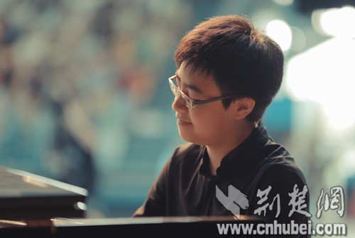 14岁爵士钢琴新星阿布1月24日武汉举办音乐会