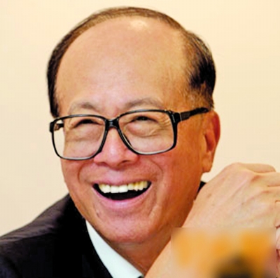 85岁李嘉诚以320亿美元再度登上香港富豪榜首