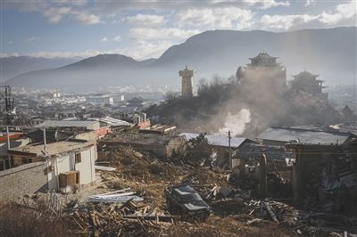 云南香格里拉古城大火毁掉2/3建筑