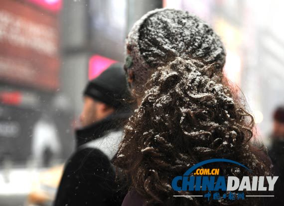 美国中西部极寒天气导致学校关闭 公共交通受