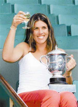 卡普里亚蒂 凤凰网