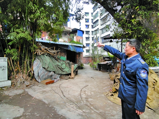 干的是鸡毛蒜皮小事 却从不拿鸡毛当令箭|小区