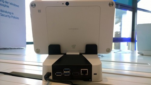 Tarox的8.3英寸平板(图片来自于Cnbeta)