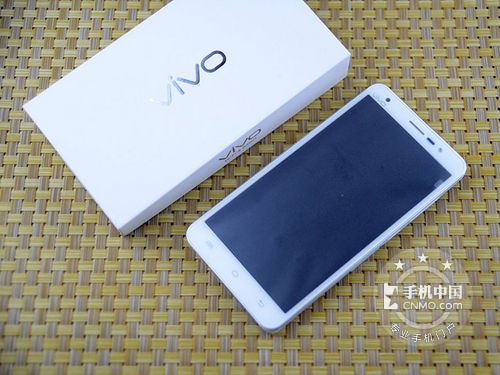 强大自拍功能 vivo y20t促销售2498元