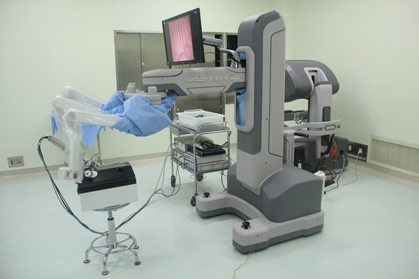 天大妙手微创手术机器人临床试验成功-中国