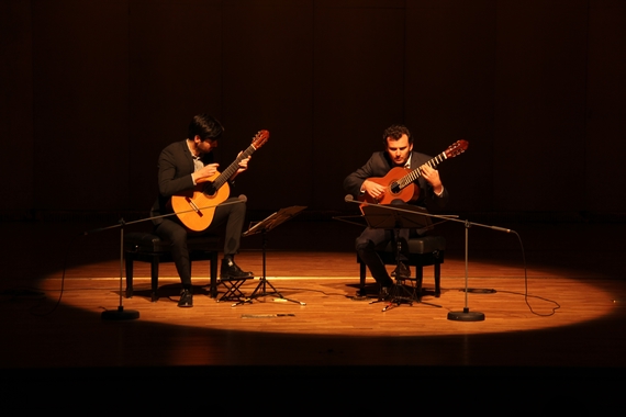 古典吉他二重奏音乐会在北航音乐厅上演-中国