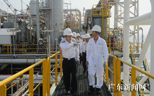 湛江海事局加强国内海上石油平台的安全监管|