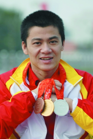 ▲江门市北京残奥冠军李汉华的200米自游泳成