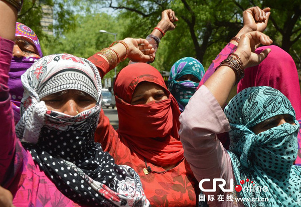 印度发生强奸事件引发民众示威抗议(高清组图