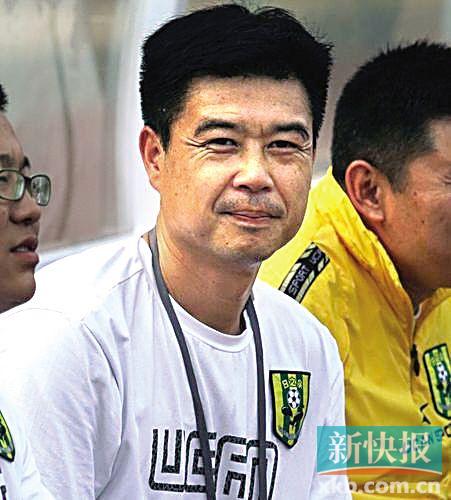 中国首位留洋足球教练接手日之泉 仍难改不胜