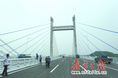 西樵人口_西樵大饼图片