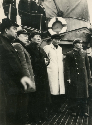 华辰2014春拍影像精品欣赏 毛主席老照片|海军|国民党军_凤凰文化