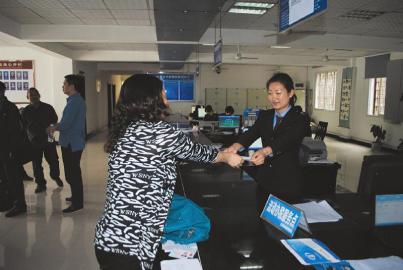 古蔺县国税局设立流动办税服务点开展便民办税