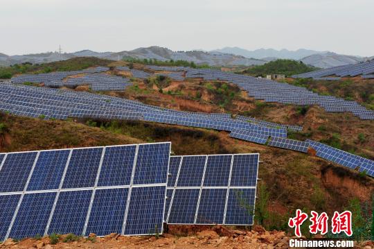 中国北方最大山地光伏发电项目已完成6万千瓦