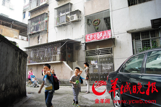 深圳一男童在无资质幼儿园内倒地致死 幼儿园