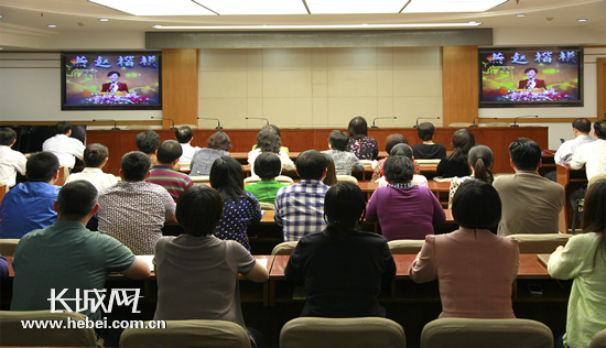 又一次心灵洗礼 燕赵楷模发布厅展播贾永青专
