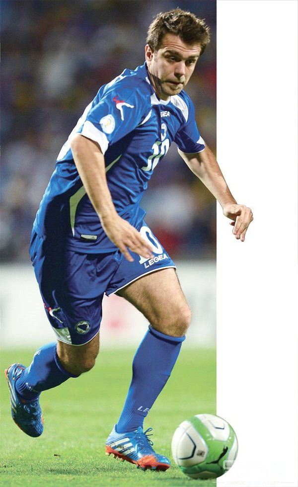 波黑 奇兵初亮相 请多多关照|世界杯|中场