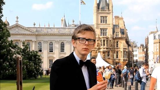 伦敦一学生用众筹方式租直升机 为赶赴姐姐婚礼_凤凰资讯