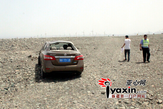 图为事故现场，车体已经变形。图/通讯员 高生韬