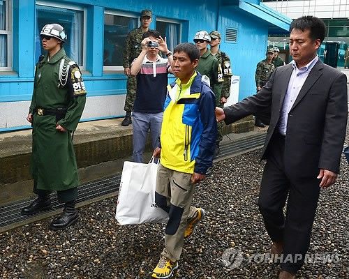 朝鲜红十字会敦促韩国立即遣返2名 被扣 朝鲜