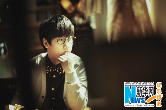 汪苏泷台北深山拍摄mv 晴 不忘教歌迷改签名