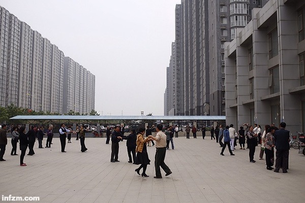 几百万的车_上海人口有几百万