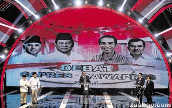 印尼总统选举双雄对决 三成选民意向未定_凤