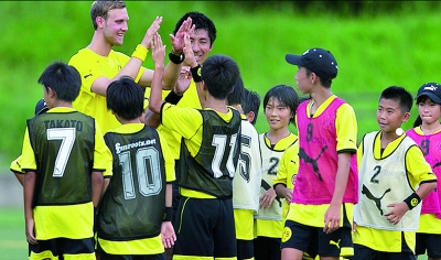 揭秘德国多特蒙德青训营|青训营|多特蒙德