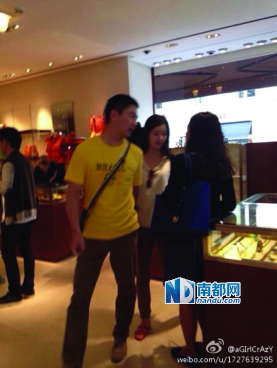 <em>哥哥妹妹玩</em>巴黎,网友玩你们|网友|微博_凤凰资