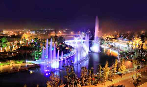 靓丽的璧山夜景。新华社