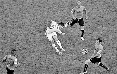 J罗凌空抽射获评世界杯最佳进球|进球|乌拉圭队