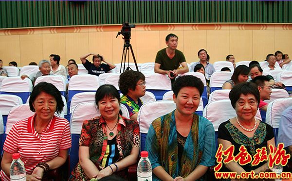 刘少奇子女在干嘛现任何职 刘少奇女儿刘爱琴
