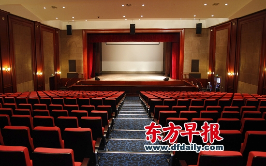 上海惠灵顿国际学校内的剧场可容纳500名学生。