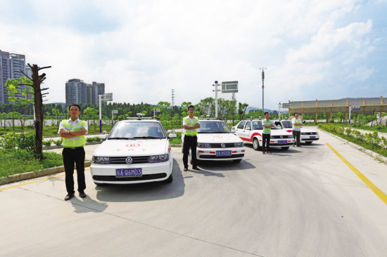 极加汽车服务有限公司 1b32d288-7f50-4a92-8ea5-26a9302bd45d.jpg