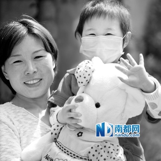 04 .患儿卢书文，2009年3月份出生在山东临沂，2013年8月份确诊白血病。