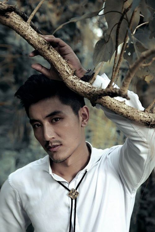 王鑫尧加盟《<em>我的美女老师</em>》 演异能英雄,核力