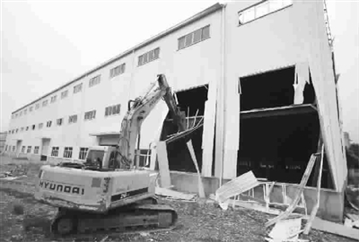 违章建筑_违章建筑 违法收入(3)