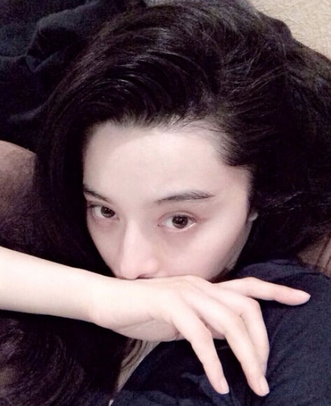 当红女星素颜照 范冰冰美哭陶晶莹丑哭