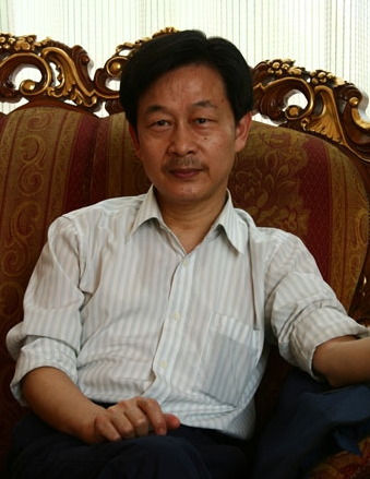周啸天(图据四川作家网)-鲁奖得主周啸天首谈获奖感言